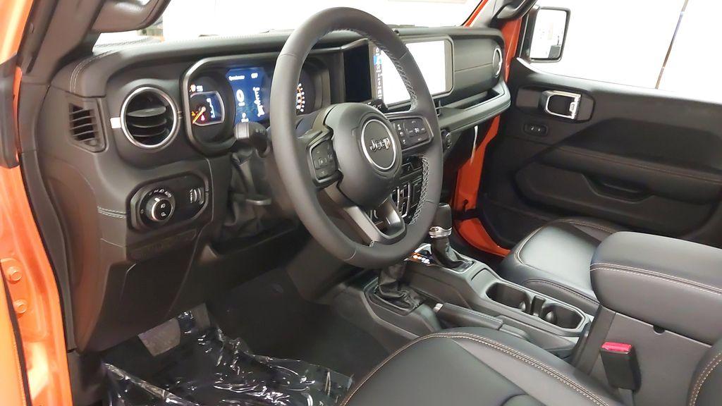 new 2025 Jeep Gladiator car, priced at $39,445