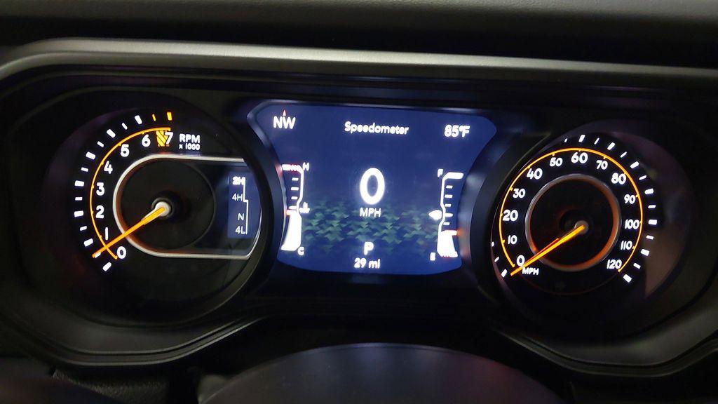 new 2025 Jeep Gladiator car, priced at $39,445