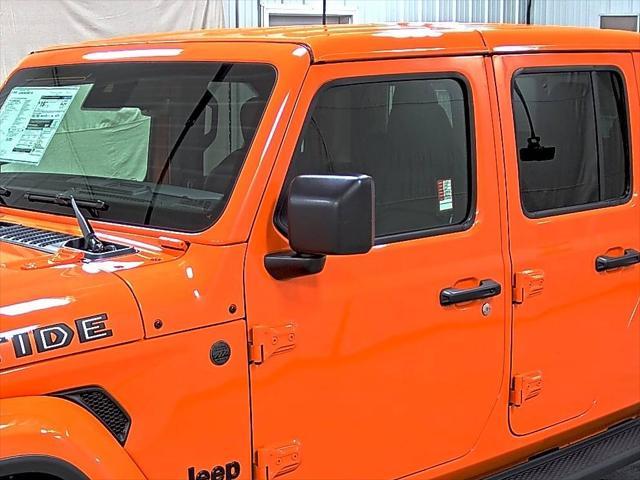 new 2025 Jeep Gladiator car, priced at $44,530