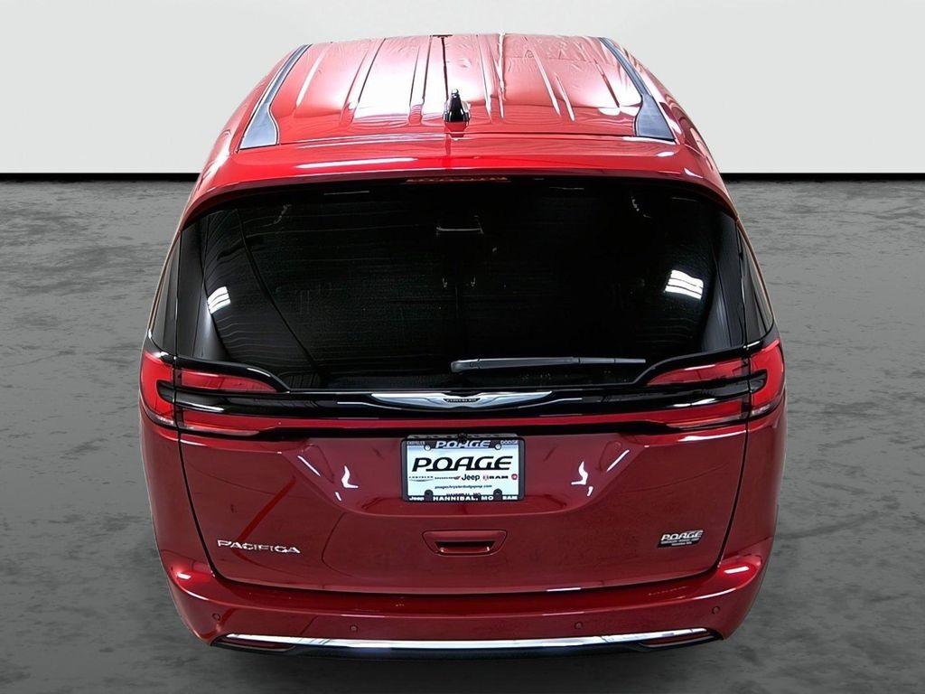 new 2026 Chrysler Pacifica car, priced at $40,499