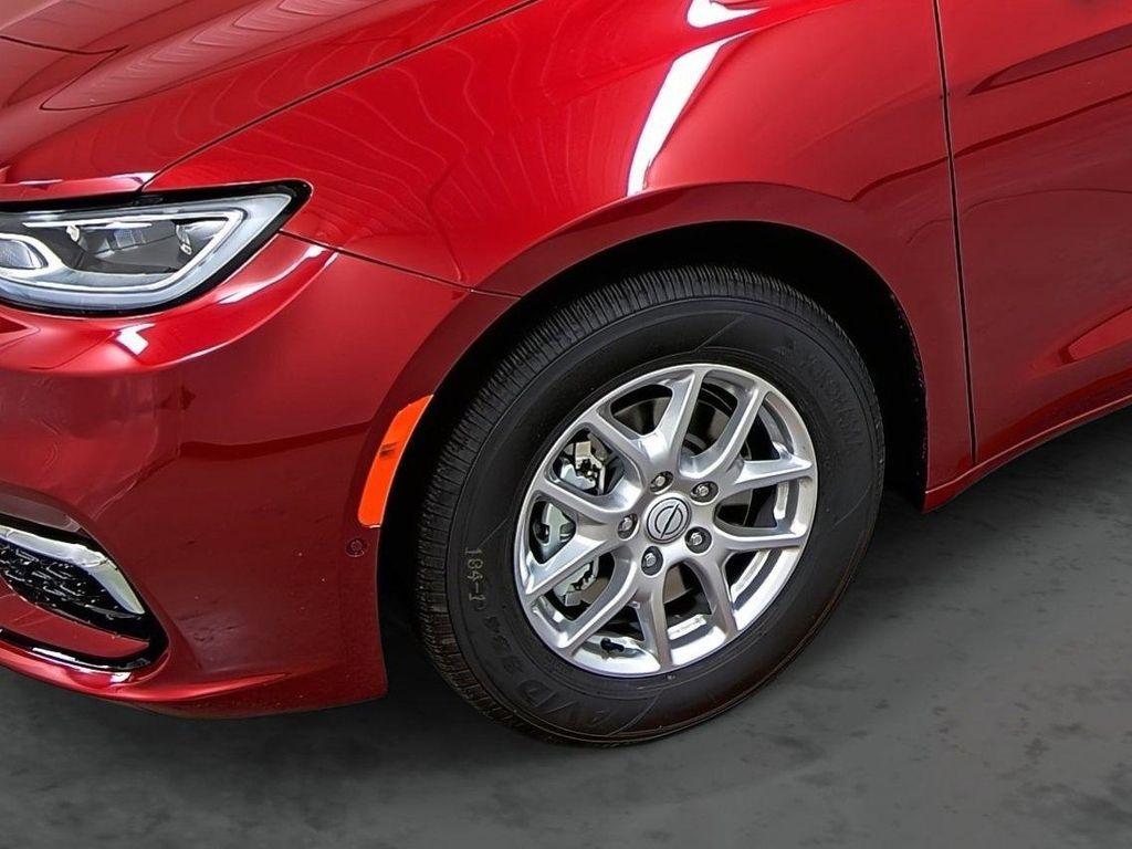 new 2026 Chrysler Pacifica car, priced at $40,499