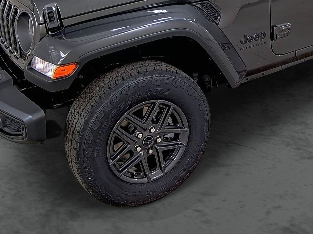 new 2026 Jeep Gladiator car, priced at $46,499