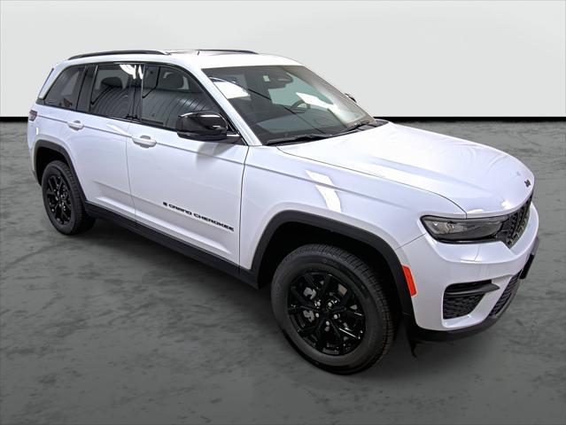 new 2025 Jeep Grand Cherokee car, priced at $38,490