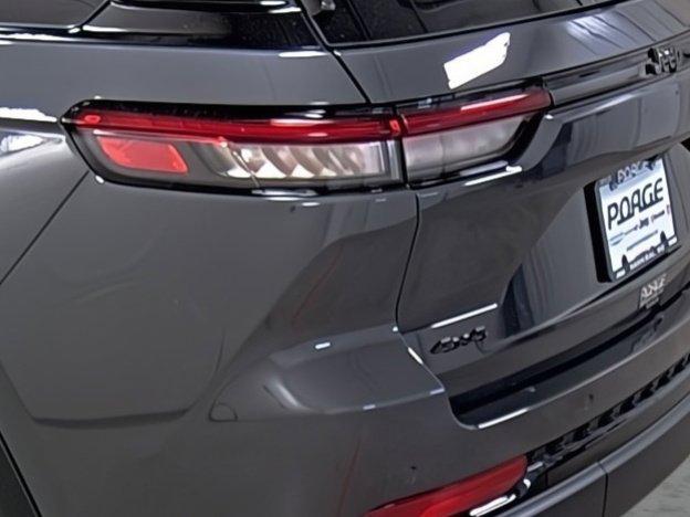 new 2025 Jeep Grand Cherokee car, priced at $41,724