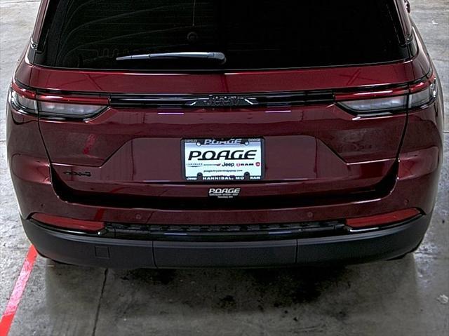 new 2025 Jeep Grand Cherokee car, priced at $40,660