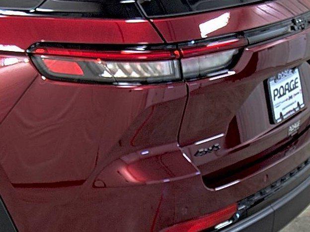 new 2025 Jeep Grand Cherokee car, priced at $40,660