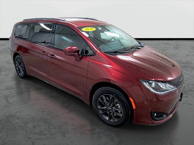 used 2020 Chrysler Pacifica car, priced at $19,990