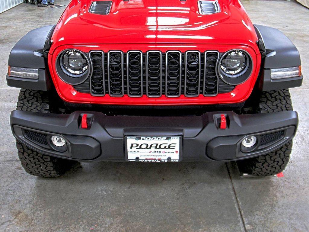 new 2025 Jeep Wrangler car, priced at $49,502