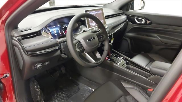 new 2025 Jeep Compass car, priced at $27,400