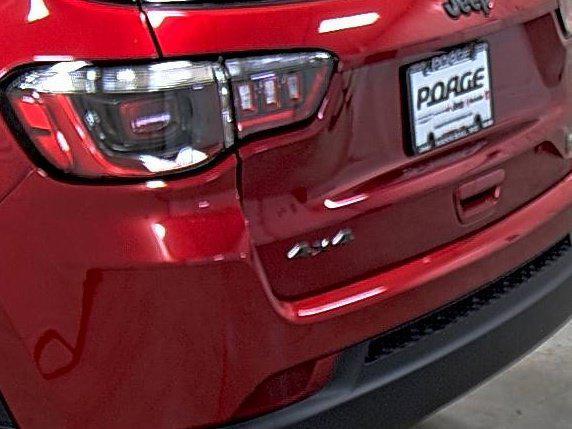 new 2025 Jeep Compass car, priced at $27,400