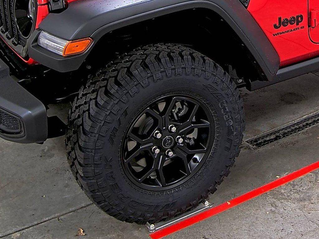 new 2025 Jeep Wrangler car, priced at $44,627