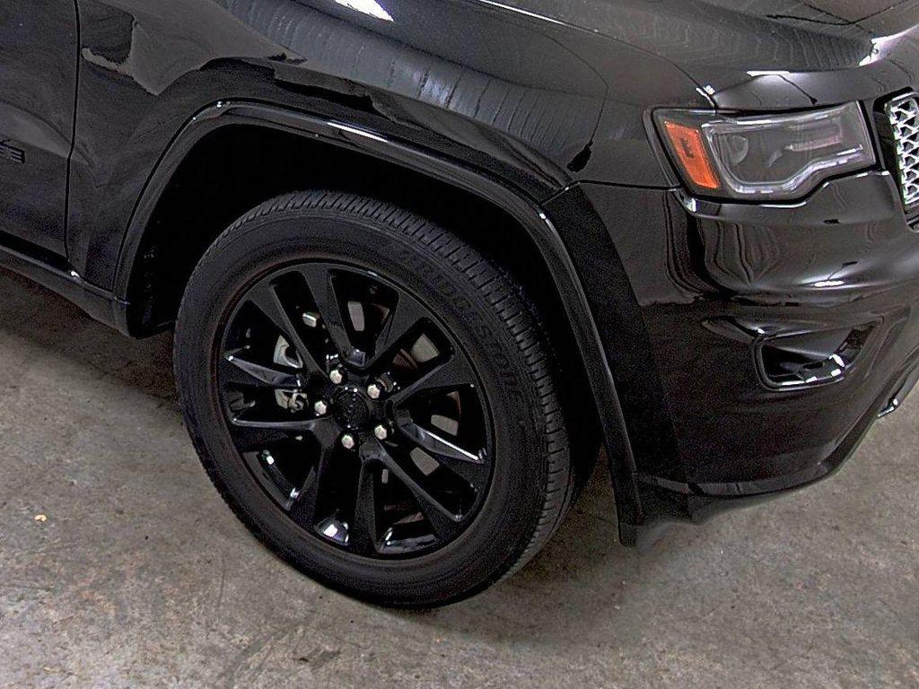 used 2022 Jeep Grand Cherokee car, priced at $29,416
