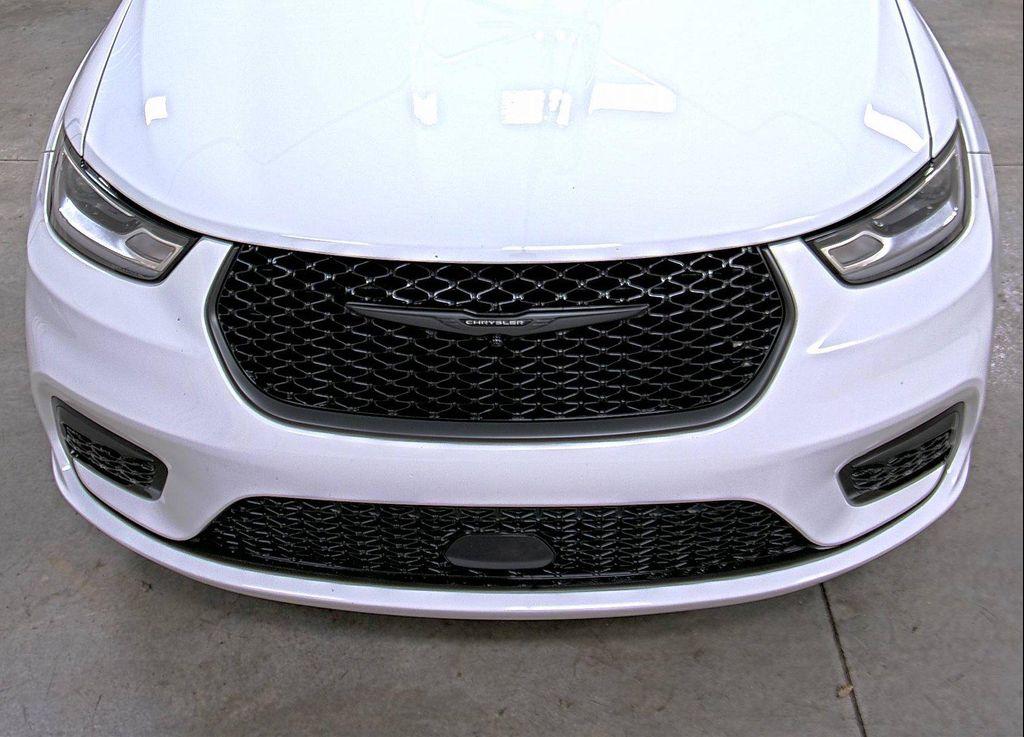 used 2024 Chrysler Pacifica car, priced at $36,990