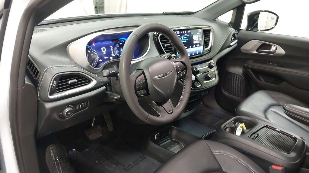 used 2024 Chrysler Pacifica car, priced at $36,990