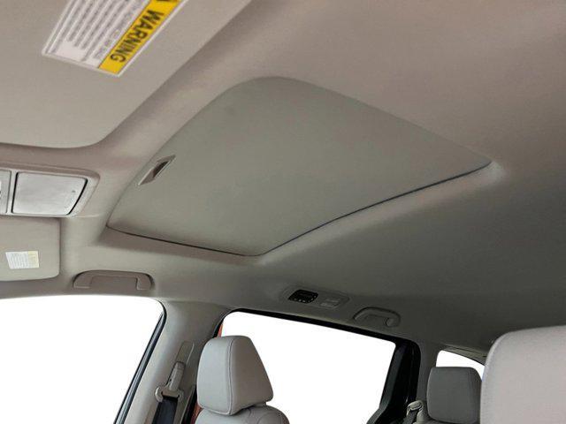 new 2026 Honda Odyssey car, priced at $43,790