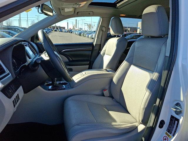 used 2014 Toyota Highlander car, priced at $22,955