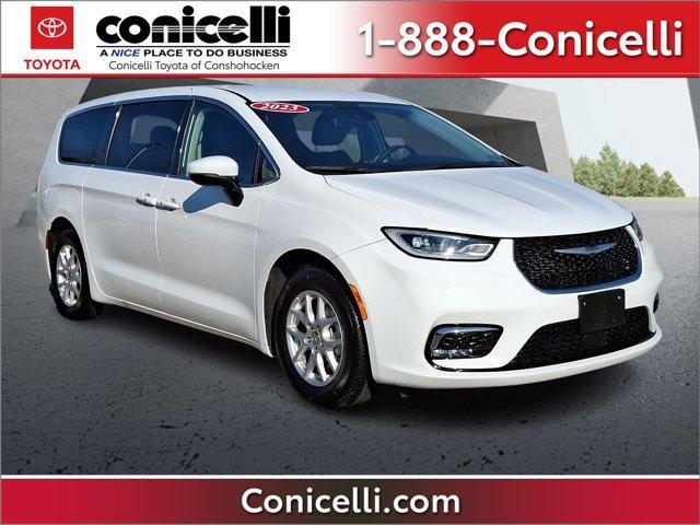 used 2023 Chrysler Pacifica car, priced at $23,555