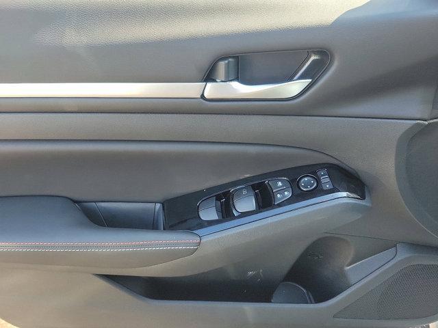 new 2025 Nissan Altima car, priced at $31,083