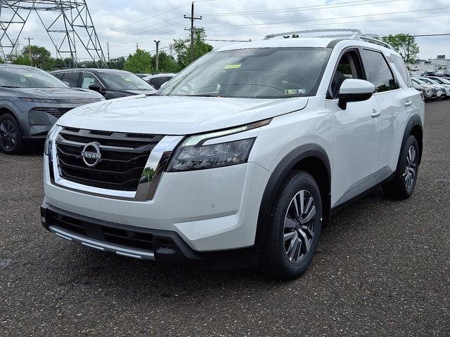 new 2025 Nissan Pathfinder car, priced at $43,517
