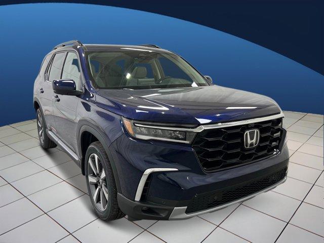 new 2025 Honda Pilot car, priced at $48,995