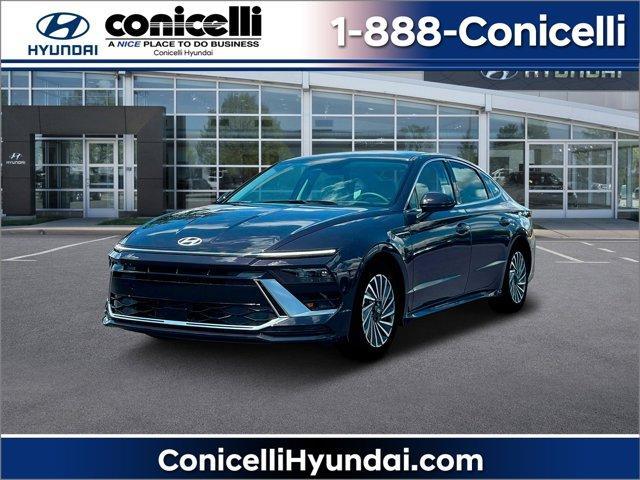 new 2024 Hyundai Sonata Hybrid car, priced at $30,500