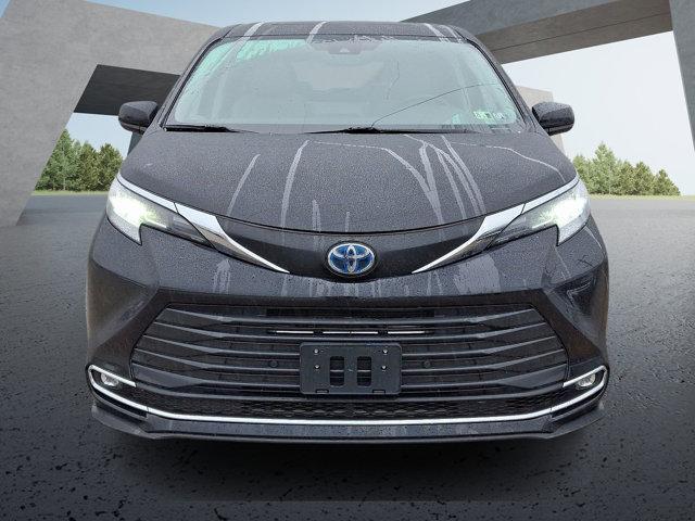 used 2021 Toyota Sienna car, priced at $42,966