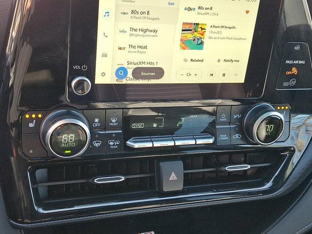 used 2025 Toyota Highlander car, priced at $45,555