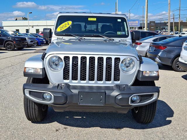 used 2023 Jeep Gladiator car, priced at $31,666