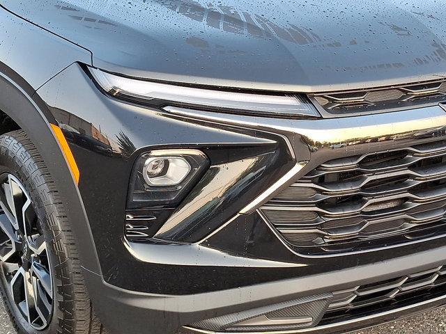 used 2024 Chevrolet TrailBlazer car, priced at $25,495