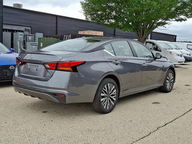 new 2025 Nissan Altima car, priced at $27,555