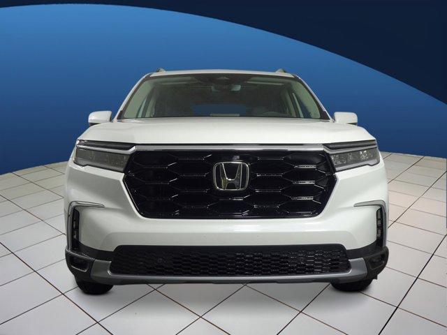 new 2025 Honda Pilot car, priced at $48,850