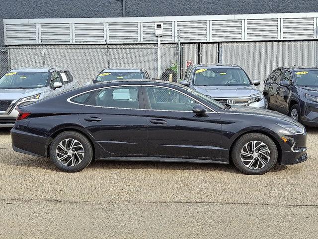 used 2023 Hyundai Sonata Hybrid car, priced at $23,967