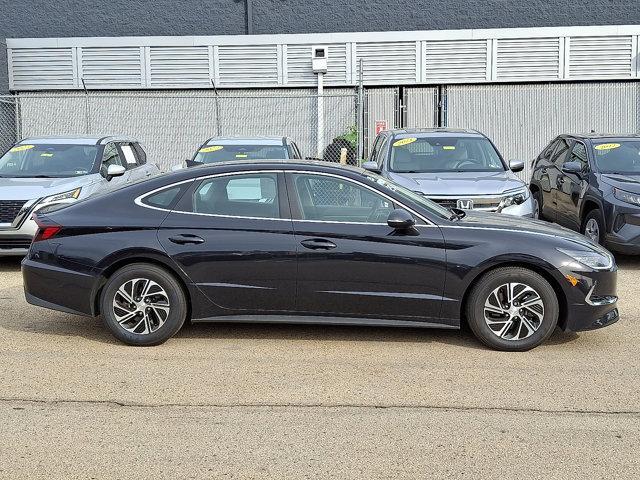 used 2023 Hyundai Sonata Hybrid car, priced at $23,333