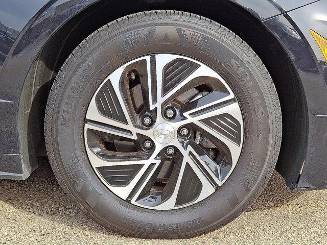 used 2023 Hyundai Sonata Hybrid car, priced at $23,967
