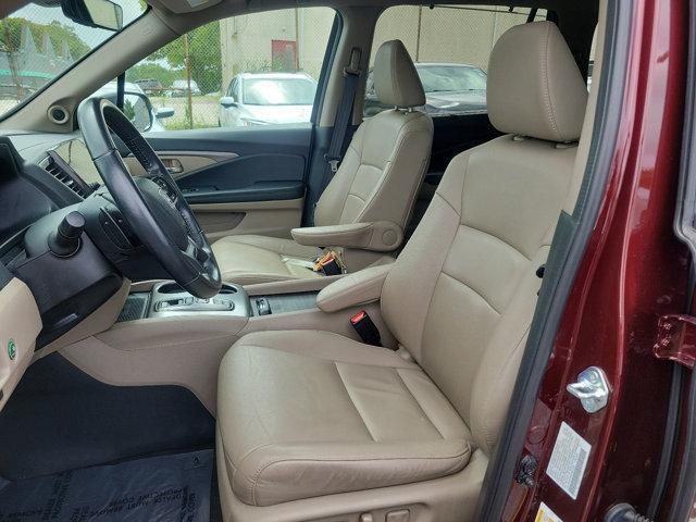 used 2022 Honda Pilot car, priced at $27,977