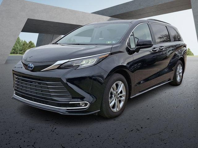 used 2023 Toyota Sienna car, priced at $46,655