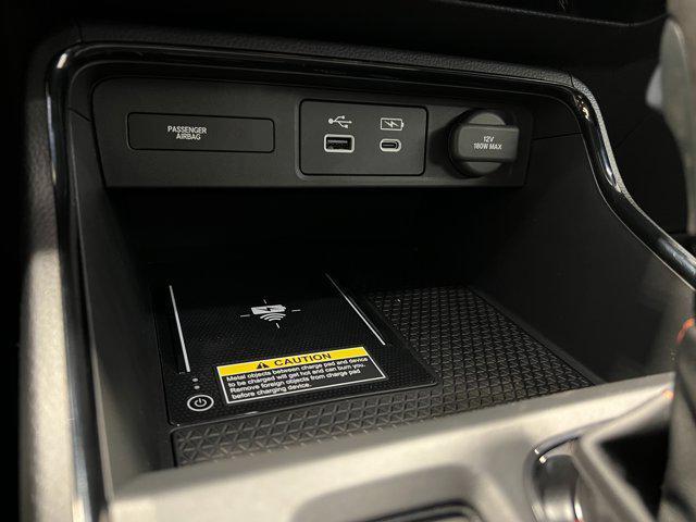 new 2025 Honda CR-V Hybrid car, priced at $40,286