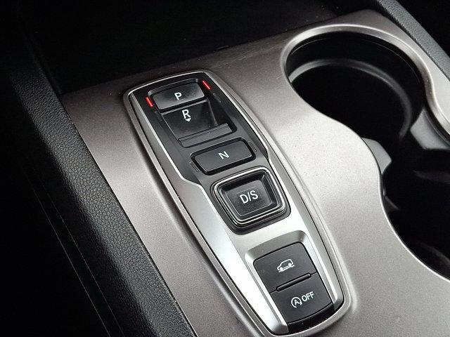 used 2022 Honda Pilot car, priced at $32,995