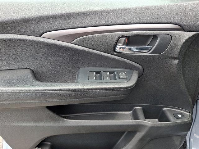 used 2022 Honda Pilot car, priced at $32,995