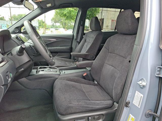 used 2022 Honda Pilot car, priced at $32,995