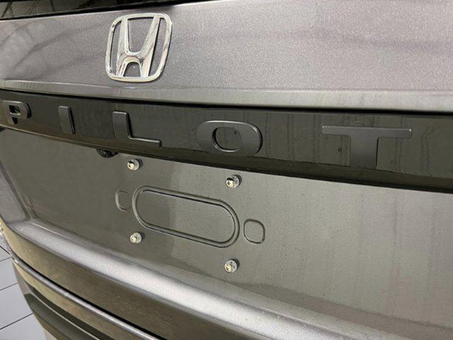 new 2025 Honda Pilot car, priced at $44,773