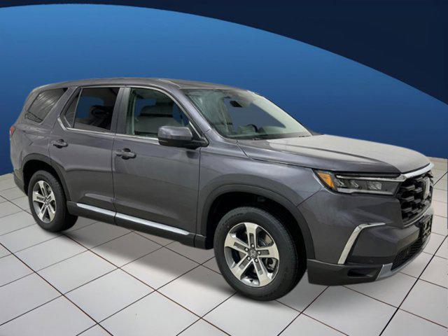 new 2025 Honda Pilot car, priced at $44,773