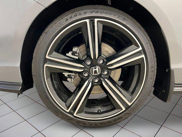 new 2025 Honda Accord Hybrid car, priced at $33,715