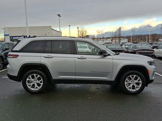 used 2022 Jeep Grand Cherokee car, priced at $29,595