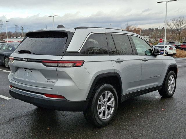 used 2022 Jeep Grand Cherokee car, priced at $29,595