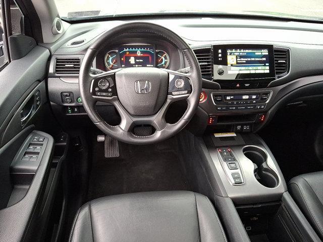 used 2022 Honda Pilot car, priced at $35,995