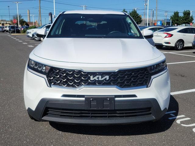 used 2022 Kia Sorento car, priced at $24,895