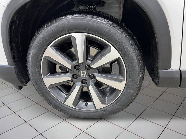 new 2025 Honda Pilot car, priced at $51,154