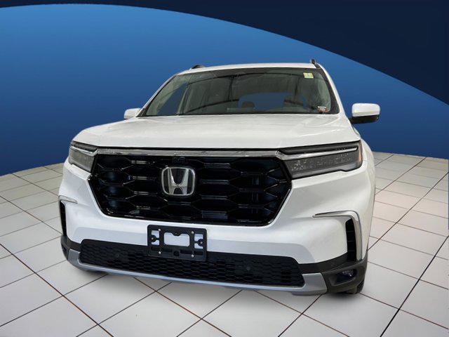 new 2025 Honda Pilot car, priced at $51,154