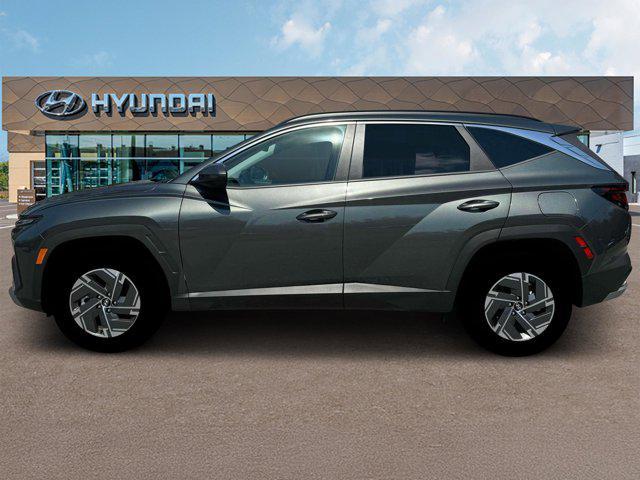 new 2025 Hyundai TUCSON Hybrid car, priced at $34,592